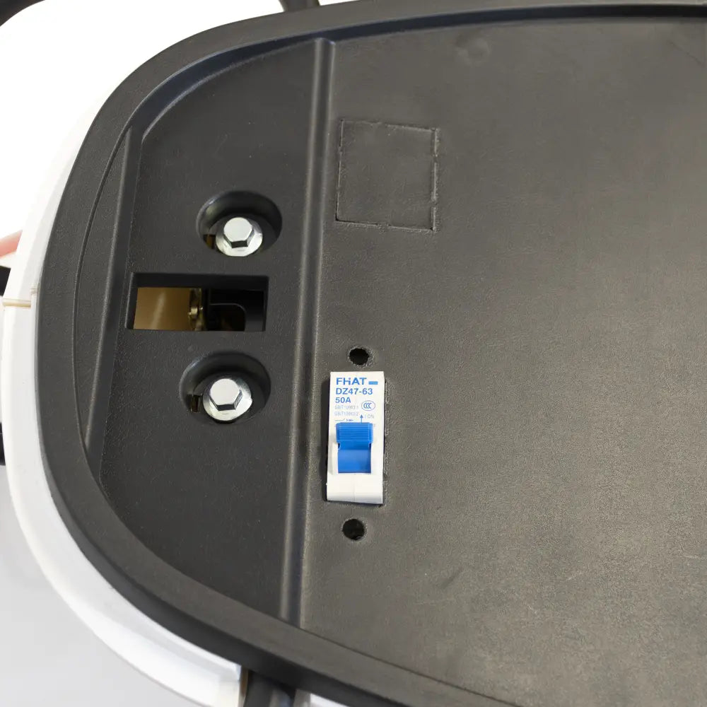 Scuter Electric Rotakt Cleopatra Motor Bosch Autonomie 55 km Viteza Maxima 25 km/h putere 3KW acumulator litiu-ion 60V/26Ah, Timp Incarcare 6-8 ore