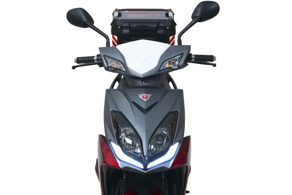 Scuter Rotakt Galileo Ultra, Viteză maximă 45Km/h, Autonomie 45Km, Putere 2400W, Acumulatori 72V / 30Ah, Timp de încărcare 6-8h, KeyLess Go, USB, NFC/Bluetooth