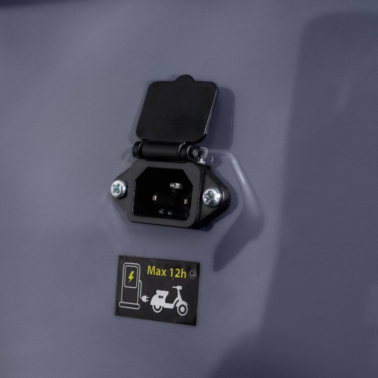 Tricicleta Electrica, FARA Permis, Volta M6, viteza maxima 25 km pe ora, Motor 1000W, Autonomie pana la 50km