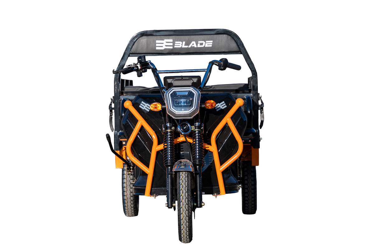 Triciclu Cargo electric BLADE Sprint 3.0 - 2000W, 25 km/h, autonomie pana la 70 km, baterie plumb-acid 72V 45Ah, capacitate maxima 600 kg, fara permis, culoare negru+portocaliu