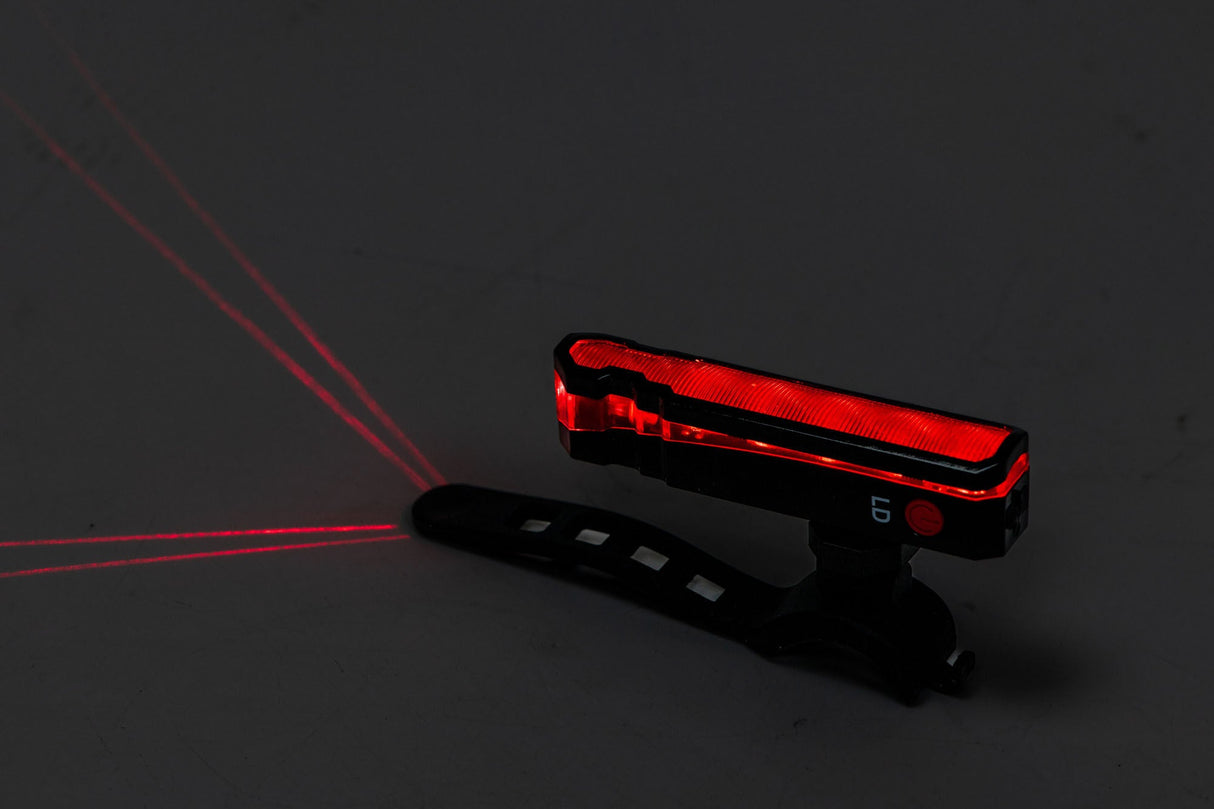 STOP BICICLETA CU PROIECTIE LASER REINCARCABIL USB