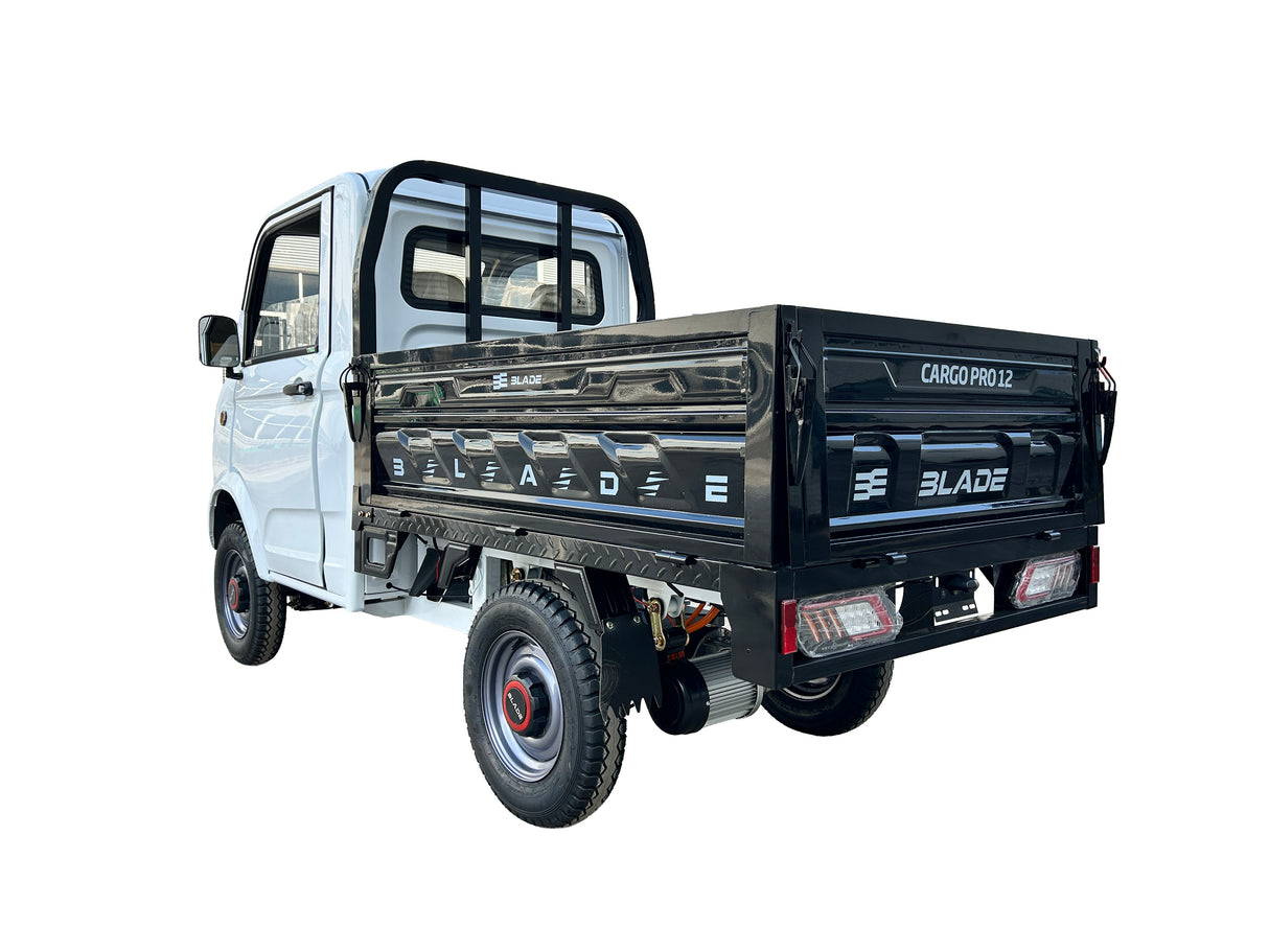 Masina Pickup Cargo electric fara permis BLADE - CARGO PRO 12, 3000W, 25 km/h, 72V 100Ah, 800 kg sarcina, autonomie 100 km, alb-negru