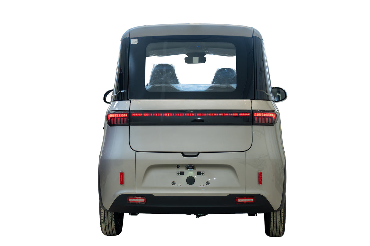 Masina electrica fara permis BLADE Vibe Plus, 4000W, 25 km/h, aer conditionat, silver