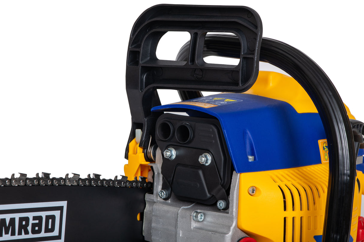 Drujba pe benzina Kamrad KR-52, 5.8 CP, 52CC, 33 dinti, pasul 0.325”, 1,5mm + ulei amestec 0.5L si toporisca Wolfson