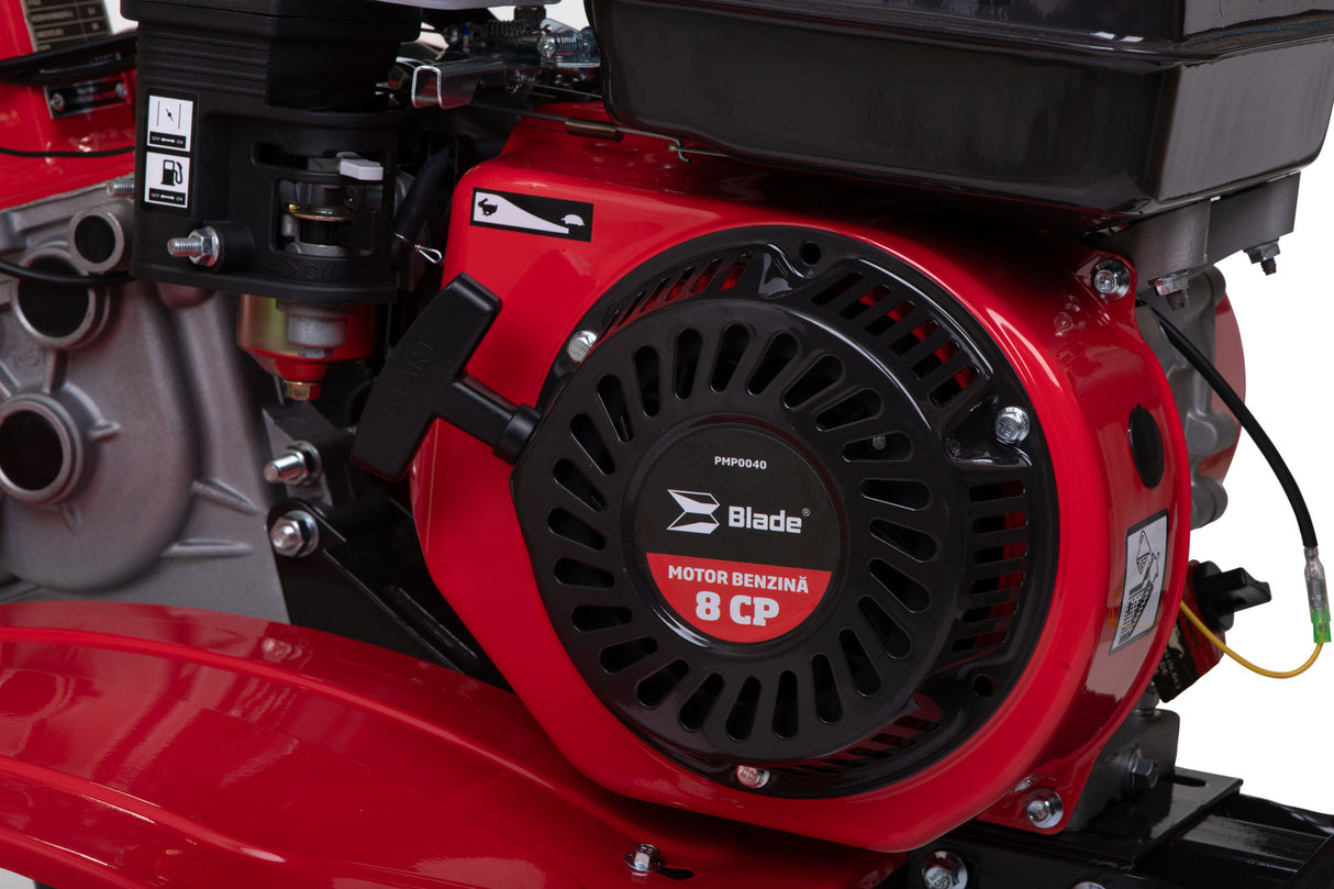 Motosapa pe benzina Blade 800PRO, 8CP, latime de lucru 60-80 cm, roti de transport 4.00-8, plug, rarita si freze pentru sapat