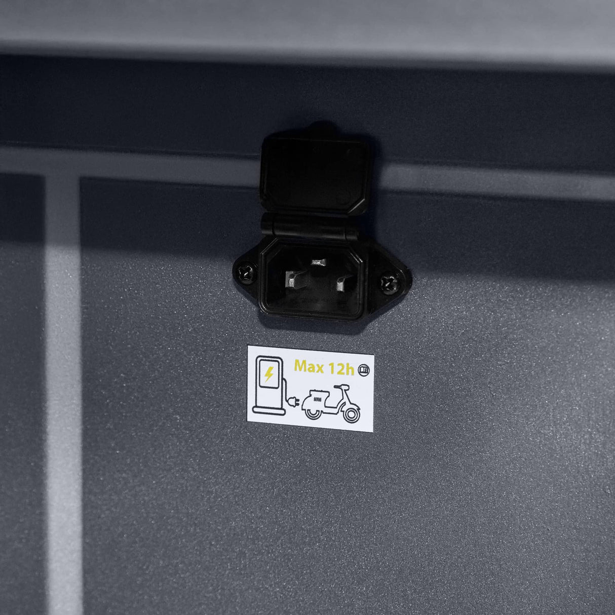 Triciclu Electric Voltarom, APT4, Fara Permis, viteza maxima 25 km pe ora, 1000W, autonomie pana la 41 km