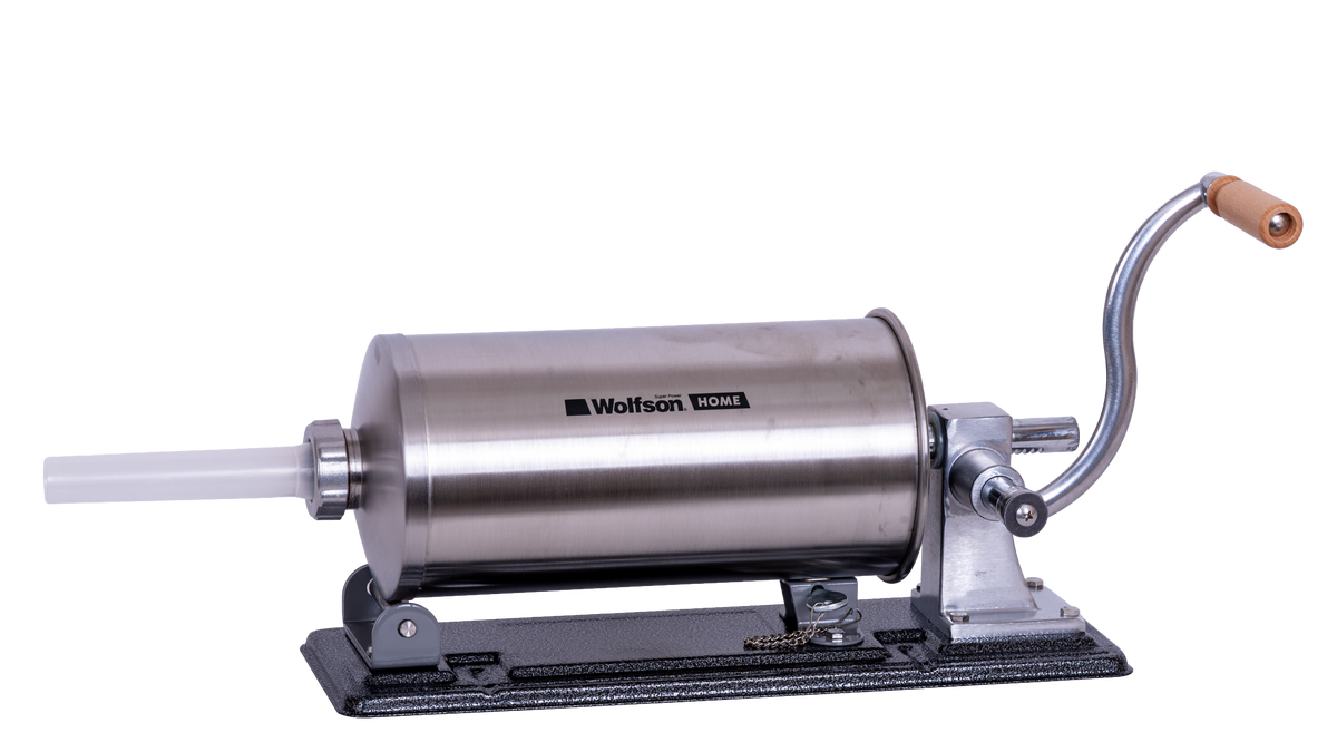 Masina manuala de umplut carnati Wolfson Home K2010PA 6 kg, corp inox si aluminiu, 5 palnii, actionare cu cremaliera, montaj orizontal