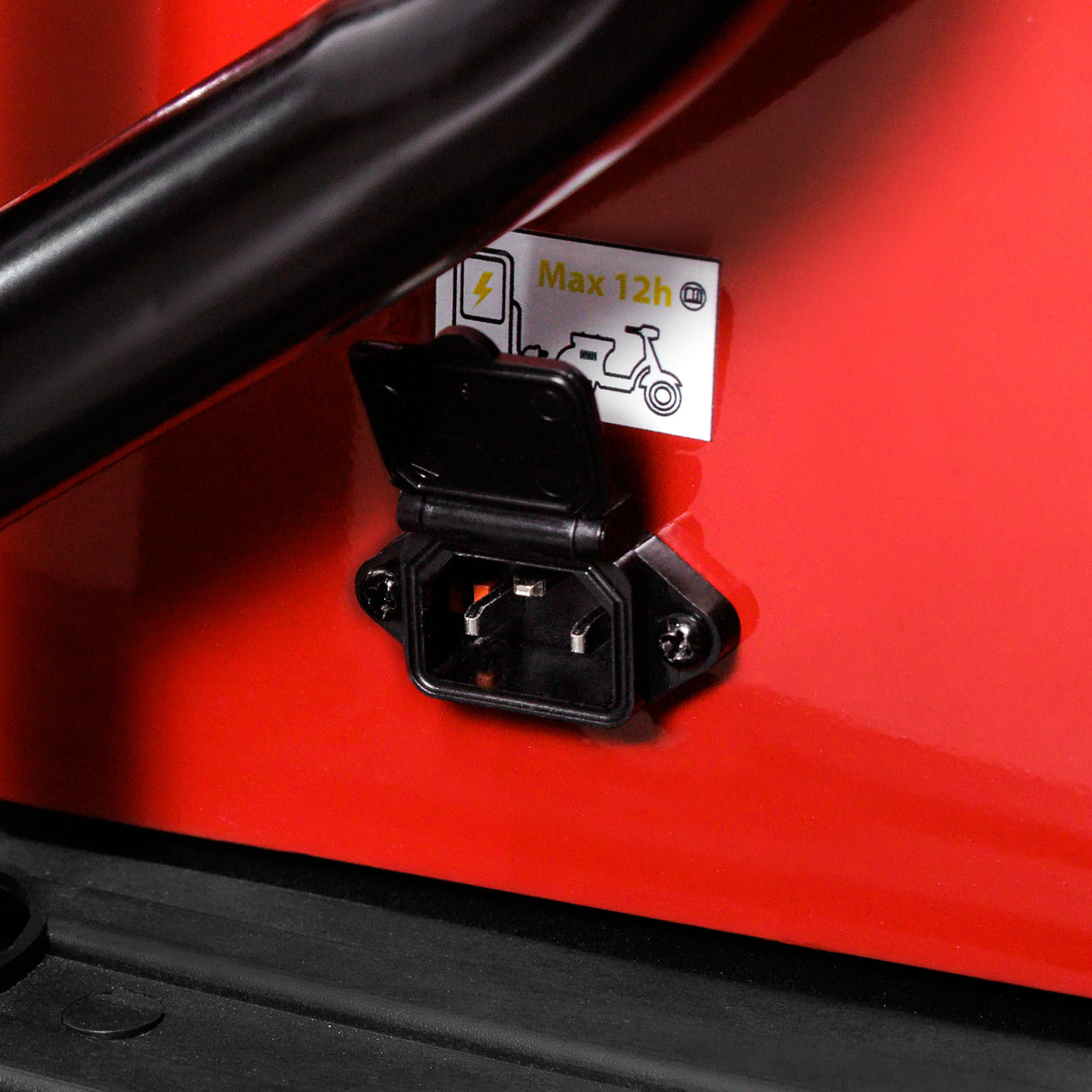 Tricicleta electrica, Volta APM5, Rosu, viteza maxima 25 km/h, Autonomie pana la 40 km