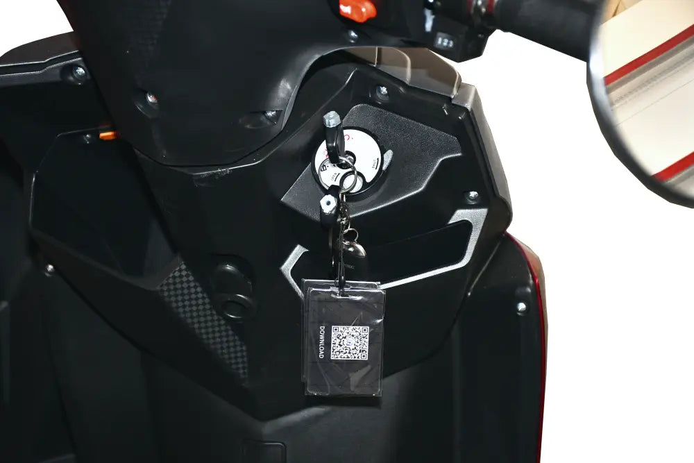 Scuter Rotakt Galileo Ultra, Viteză maximă 45Km/h, Autonomie 45Km, Putere 2400W, Acumulatori 72V / 30Ah, Timp de încărcare 6-8h, KeyLess Go, USB, NFC/Bluetooth
