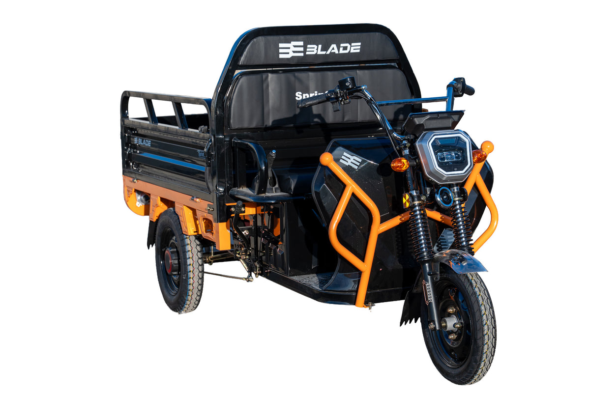 Triciclu Cargo electric BLADE Sprint 3.0 - 2000W, 25 km/h, autonomie pana la 70 km, baterie plumb-acid 72V 45Ah, capacitate maxima 600 kg, fara permis, culoare negru+portocaliu