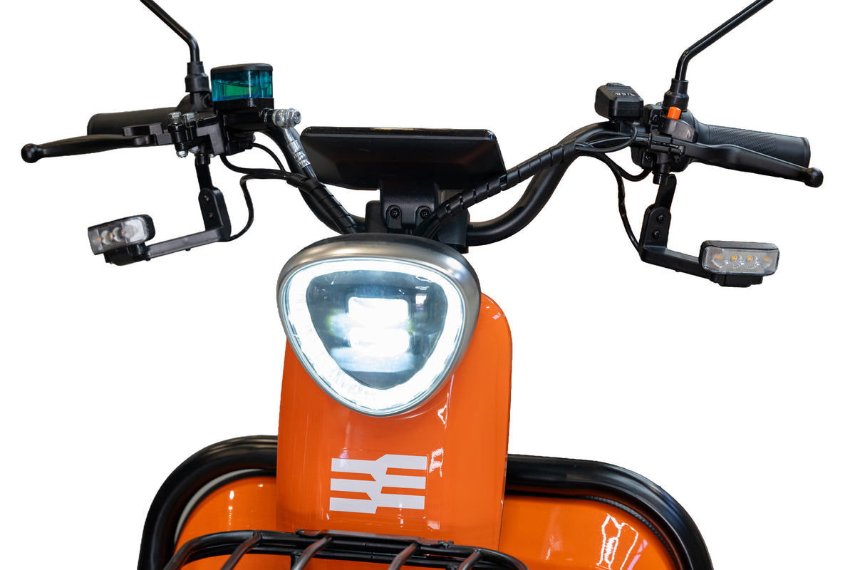 Triciclu electric BLADE DUO MAX 11, 1200W, 60V 20Ah, 25 km/h, fara permis, autonomie 50 km, 3+1 viteze, portocaliu-negru