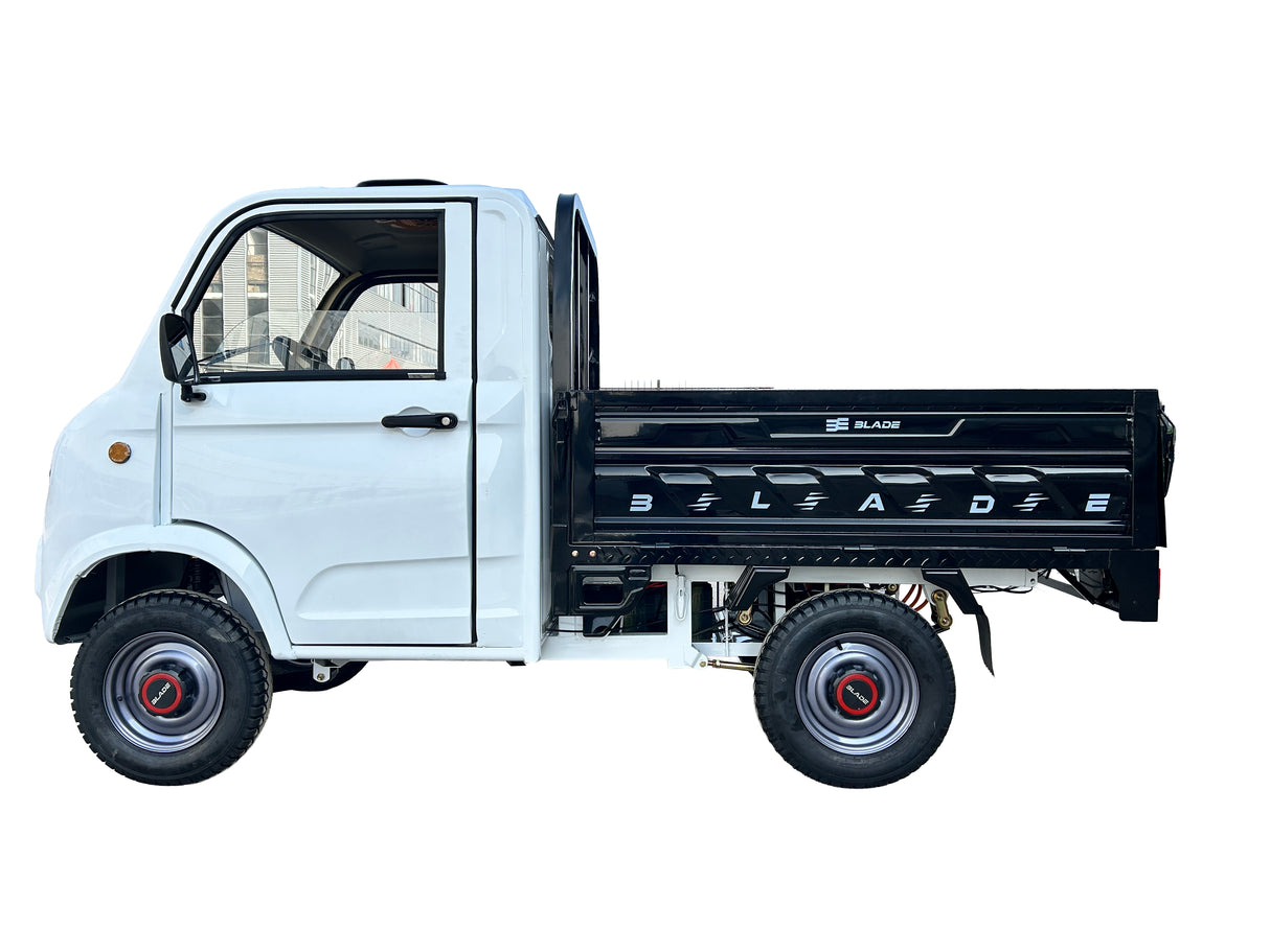 Masina Pickup Cargo electric fara permis BLADE - CARGO PRO 12, 3000W, 25 km/h, 72V 100Ah, 800 kg sarcina, autonomie 100 km, alb-negru