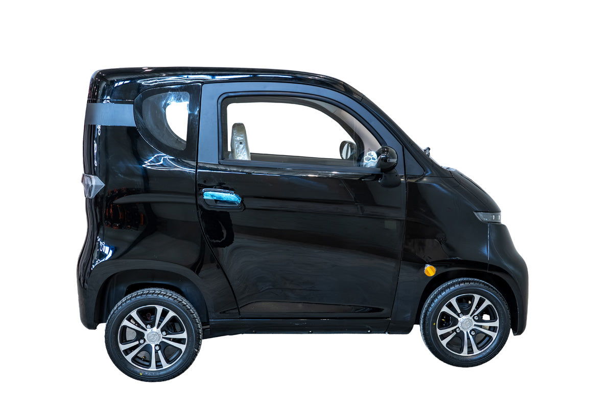 Masina Electrica BLADE CITY Plus 1500W, 25 km/h, autonomie 100 km, Negru Lucios